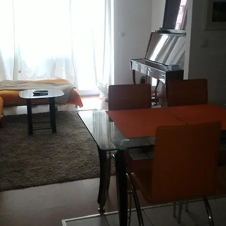 Appartement Glamour In Rose Garden Bucarest